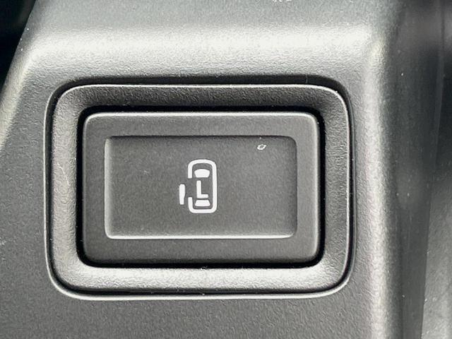 ソリオ ハイブリッドMX 純正8インチナビ 電動スライドドア 禁煙 ETC バックカメラ Bluetooth再生 DVD再生 地デジTV シートヒーター HIDヘッドライト 15インチアルミ スマートキー オートライト(5枚目)