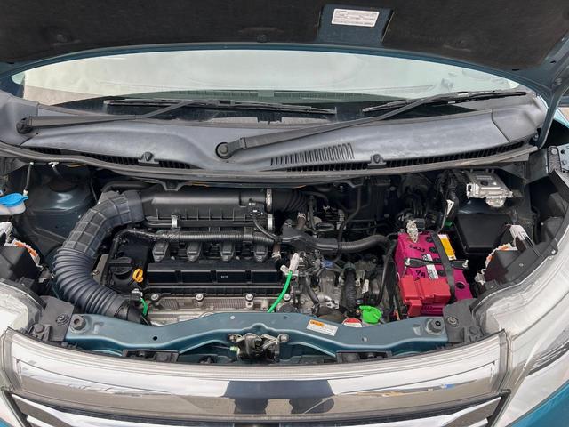 ソリオ ハイブリッドMX 純正8インチナビ 電動スライドドア 禁煙 ETC バックカメラ Bluetooth再生 DVD再生 地デジTV シートヒーター HIDヘッドライト 15インチアルミ スマートキー オートライト(18枚目)