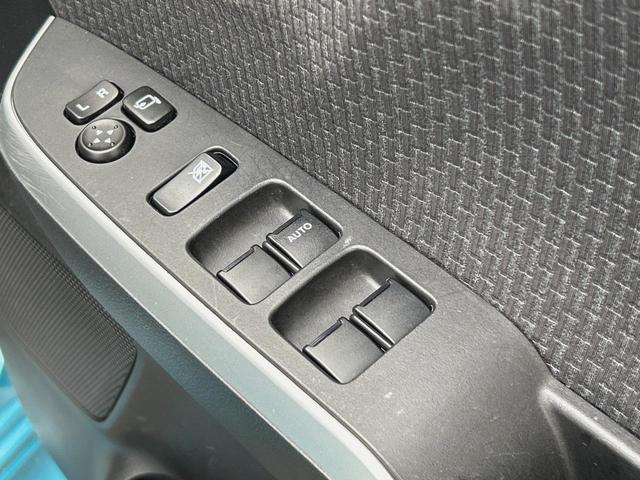 ソリオ ハイブリッドMX 純正8インチナビ 電動スライドドア 禁煙 ETC バックカメラ Bluetooth再生 DVD再生 地デジTV シートヒーター HIDヘッドライト 15インチアルミ スマートキー オートライト(29枚目)