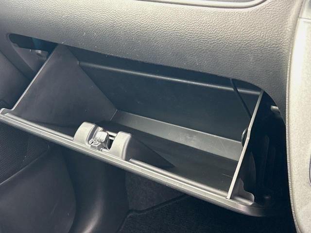 ソリオ ハイブリッドMX 純正8インチナビ 電動スライドドア 禁煙 ETC バックカメラ Bluetooth再生 DVD再生 地デジTV シートヒーター HIDヘッドライト 15インチアルミ スマートキー オートライト(45枚目)