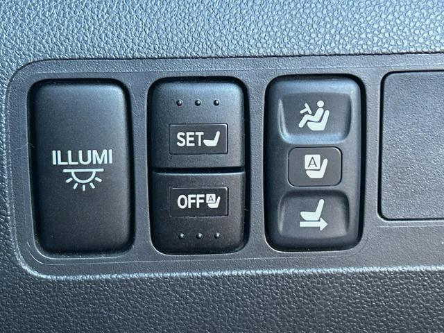 ムーヴコンテ カスタム RS ターボ 純正ナビ 禁煙車 地デジTV DVD再生 運転席パワーシート オートエアコン スマートキー HIDヘッドライト 盗難防止装置 15インチアルミ フォグライト ウィンカーミラー シートリフター(4枚目)