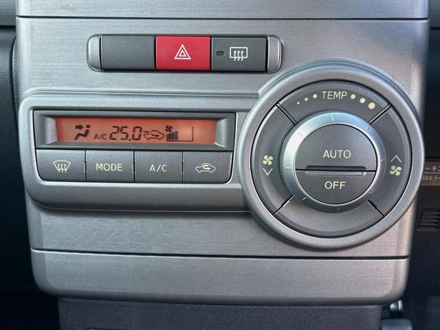 ムーヴコンテ カスタム RS ターボ 純正ナビ 禁煙車 地デジTV DVD再生 運転席パワーシート オートエアコン スマートキー HIDヘッドライト 盗難防止装置 15インチアルミ フォグライト ウィンカーミラー シートリフター(5枚目)