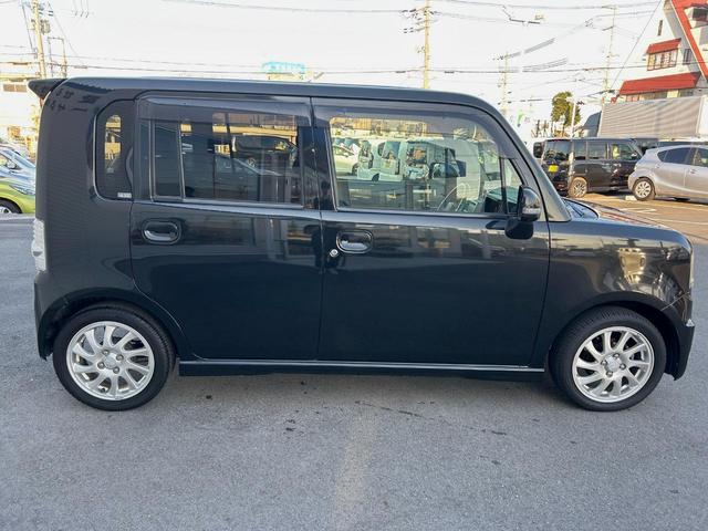 ムーヴコンテ カスタム RS ターボ 純正ナビ 禁煙車 地デジTV DVD再生 運転席パワーシート オートエアコン スマートキー HIDヘッドライト 盗難防止装置 15インチアルミ フォグライト ウィンカーミラー シートリフター(16枚目)