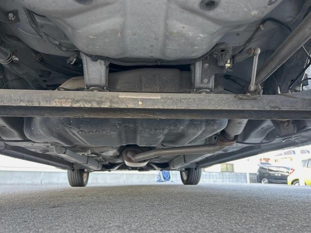 ムーヴコンテ カスタム RS ターボ 純正ナビ 禁煙車 地デジTV DVD再生 運転席パワーシート オートエアコン スマートキー HIDヘッドライト 盗難防止装置 15インチアルミ フォグライト ウィンカーミラー シートリフター(18枚目)