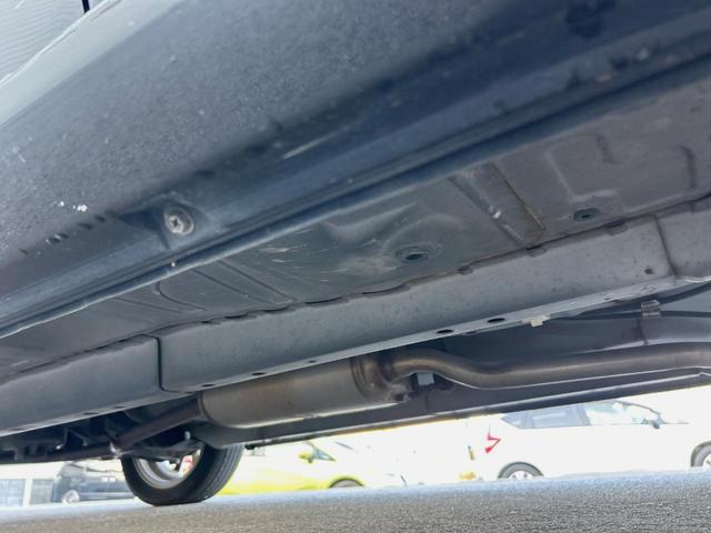 ムーヴコンテ カスタム RS ターボ 純正ナビ 禁煙車 地デジTV DVD再生 運転席パワーシート オートエアコン スマートキー HIDヘッドライト 盗難防止装置 15インチアルミ フォグライト ウィンカーミラー シートリフター(33枚目)