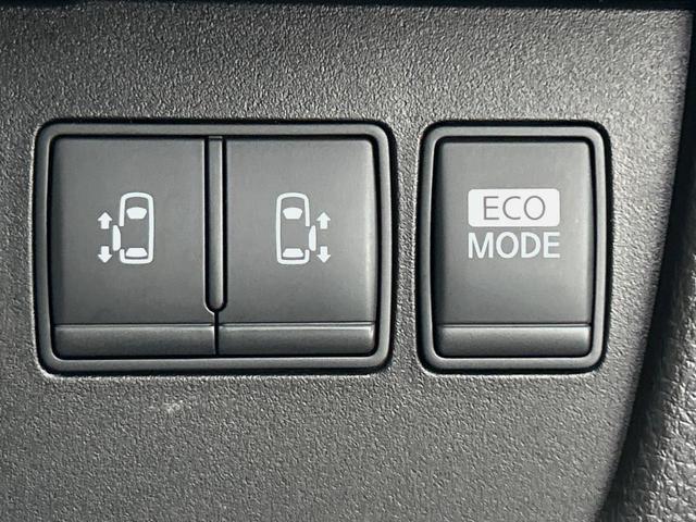 セレナ ハイウェイスター　Ｓ－ハイブリッド　Ｖセレクション　純正ナビ　禁煙　両側電動スライドドア　ＥＴＣ　クルーズコントロール　ＨＩＤヘッドライト　バックカメラ　１６インチアルミ　アイドリングストップ　オートライト　フォグライト　スマートキー　プッシュスタート（5枚目）