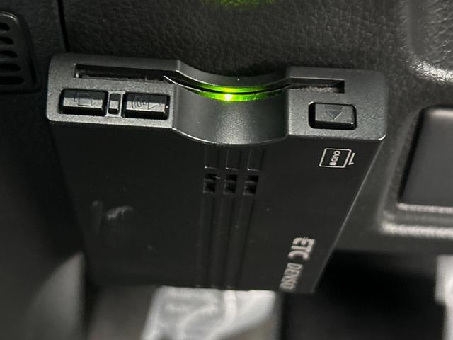 セレナ ハイウェイスター　Ｓ－ハイブリッド　Ｖセレクション　純正ナビ　禁煙　両側電動スライドドア　ＥＴＣ　クルーズコントロール　ＨＩＤヘッドライト　バックカメラ　１６インチアルミ　アイドリングストップ　オートライト　フォグライト　スマートキー　プッシュスタート（7枚目）