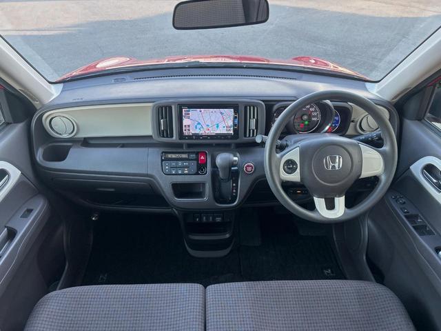 Ｎ－ＯＮＥ スタンダード・Ｌ　純正ナビ　衝突軽減ブレーキ　ＥＴＣ　バックカメラ　禁煙車　Ｂｌｕｅｔｏｏｔｈ再生　地デジＴＶ　ＤＶＤ再生　横滑り防止装置　ＨＩＤヘッドライト　オートライト　オートエアコン　シートリフター（2枚目）