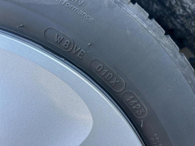 Ｎ－ＯＮＥ スタンダード・Ｌ　純正ナビ　衝突軽減ブレーキ　ＥＴＣ　バックカメラ　禁煙車　Ｂｌｕｅｔｏｏｔｈ再生　地デジＴＶ　ＤＶＤ再生　横滑り防止装置　ＨＩＤヘッドライト　オートライト　オートエアコン　シートリフター（34枚目）