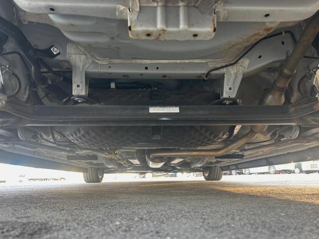 ルーミー カスタムG-T ターボ モデリスタエアロ 純正ナビ 両側電動スライドドア 衝突軽減ブレーキ 誤発進抑制機能 車線逸脱警報  ETC バックカメラ Bluetooth再生 DVD再生 クルーズコントロール(19枚目)