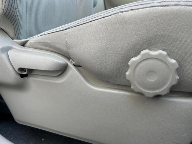 デイズ Ｘ　Ｖセレクション＋セーフティＩＩ　純正ナビ　禁煙　全周囲カメラ　衝突軽減ブレーキ　踏み間違え防止アシスト　Ｂｌｕｅｔｏｏｔｈ再生　ＤＶＤ再生　地デジＴＶ　アイドリングストップ　スマートキー　プッシュスタート　オートエアコン（28枚目）