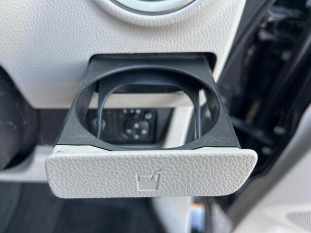 デイズ Ｘ　Ｖセレクション＋セーフティＩＩ　純正ナビ　禁煙　全周囲カメラ　衝突軽減ブレーキ　踏み間違え防止アシスト　Ｂｌｕｅｔｏｏｔｈ再生　ＤＶＤ再生　地デジＴＶ　アイドリングストップ　スマートキー　プッシュスタート　オートエアコン（43枚目）