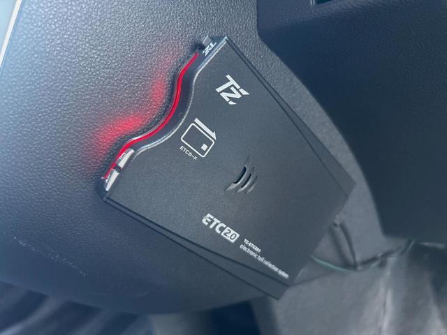 キャスト アクティバＧ　リミテッド　ＳＡＩＩＩ　純正ナビ　禁煙　全周囲カメラ　衝突軽減ブレーキ　車線逸脱警報　誤発進抑制機能　先行車発進お知らせ機能　オートハイビーム　バックカメラ　ＥＴＣ　Ｂｌｕｅｔｏｏｔｈ再生　ＤＶＤ再生　シートヒーター（6枚目）