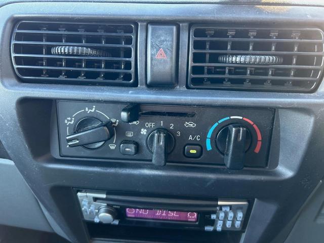 クリッパーバン GL 禁煙車 ETC ポータブルナビ CD再生 パワーウィンドウ プライバシーガラス ヘッドライトレベライザー(6枚目)