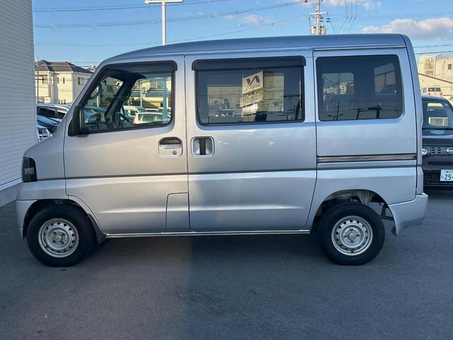 クリッパーバン GL 禁煙車 ETC ポータブルナビ CD再生 パワーウィンドウ プライバシーガラス ヘッドライトレベライザー(15枚目)