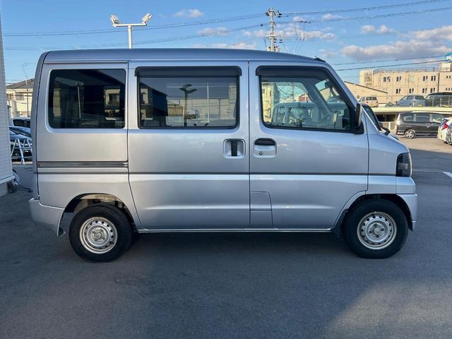 クリッパーバン GL 禁煙車 ETC ポータブルナビ CD再生 パワーウィンドウ プライバシーガラス ヘッドライトレベライザー(16枚目)