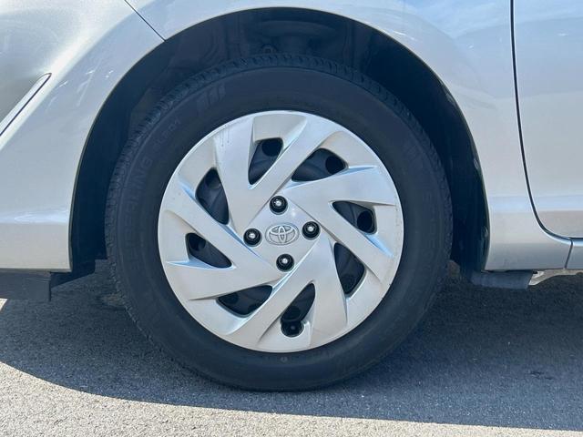 アクア Ｇ　純正ナビ　禁煙　衝突軽減ブレーキ　オートハイビーム　車線逸脱警報　バックカメラ　ＥＴＣ　ＬＥＤヘッドライト　Ｂｌｕｅｔｏｏｔｈ再生　クルーズコントロール　スマートキー　プッシュスタート　オートライト（12枚目）