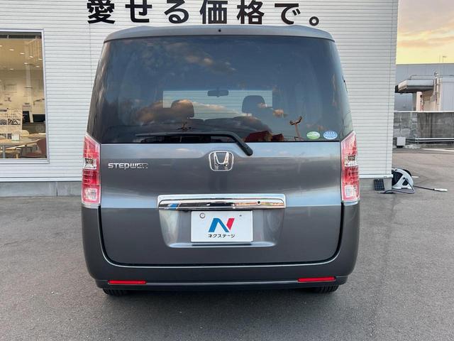 ステップワゴン L 純正ナビ 禁煙 両側電動スライドドア バックカメラ ETC HIDヘッドライト オートライト オートエアコン スマートキー ステアリングスイッチ シートリフター 盗難防止装置 フローリング(16枚目)