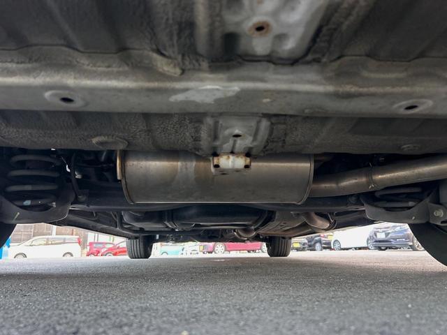 ステップワゴン L 純正ナビ 禁煙 両側電動スライドドア バックカメラ ETC HIDヘッドライト オートライト オートエアコン スマートキー ステアリングスイッチ シートリフター 盗難防止装置 フローリング(20枚目)