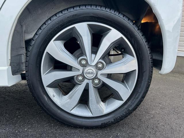 デイズ ハイウェイスター G 純正ナビ 禁煙車 全周囲カメラ ETC Bluetooth再生 DVD再生 地デジTV HIDヘッドライト アイドリングストップ 15インチアルミ オートライト オートエアコン プッシュスタート(33枚目)