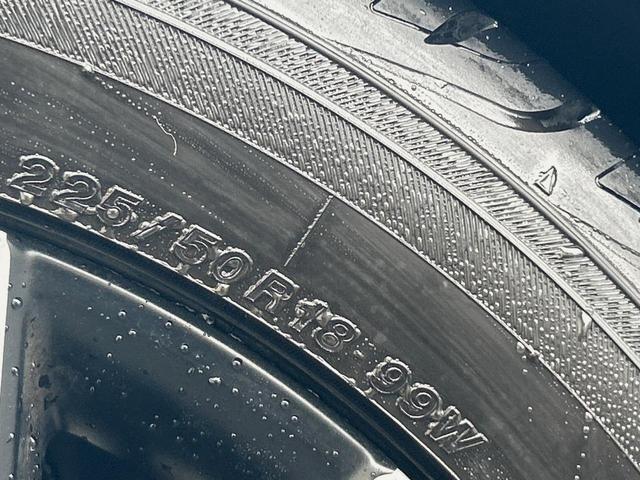 ヴェゼル ハイブリッドRS・ホンダセンシング 純正ナビ 衝突軽減ブレーキ レーダークルーズ 誤発進抑制機能 車線逸脱警報 先行車発進お知らせ機能 標識認識機能 ETC Bluetooth再生 DVD再生 バックカメラ シートヒーター 地デジTV(35枚目)