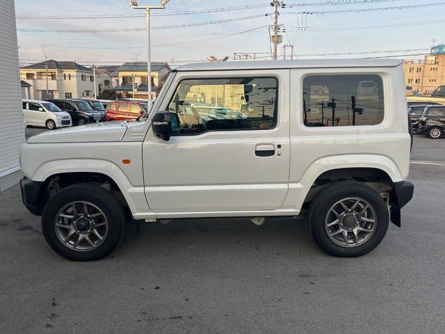 ジムニー XC Strada製ナビゲーション 禁煙車 衝突軽減ブレーキ 車線逸脱警報 先行車発進お知らせ機能 オートハイビーム 標識認識機能 ETC バックカメラ シートヒーター LEDヘッドライト(71枚目)