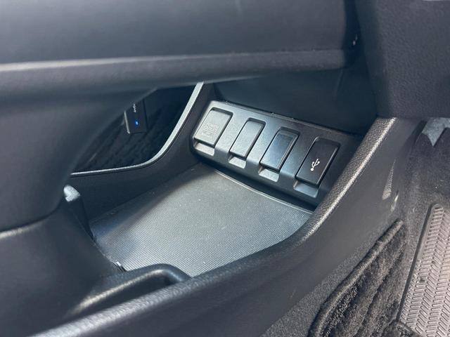 ヴェゼル ハイブリッドＺ・ホンダセンシング　ホンダセンシング／レーダークルーズ／純正ナビ／車線逸脱警報／バックカメラ／ＥＴＣ／ＬＥＤヘッド／前席シートヒーター／デュアルオートエアコン／パドルシフト／ハーフレザー／電子パーキング（30枚目）