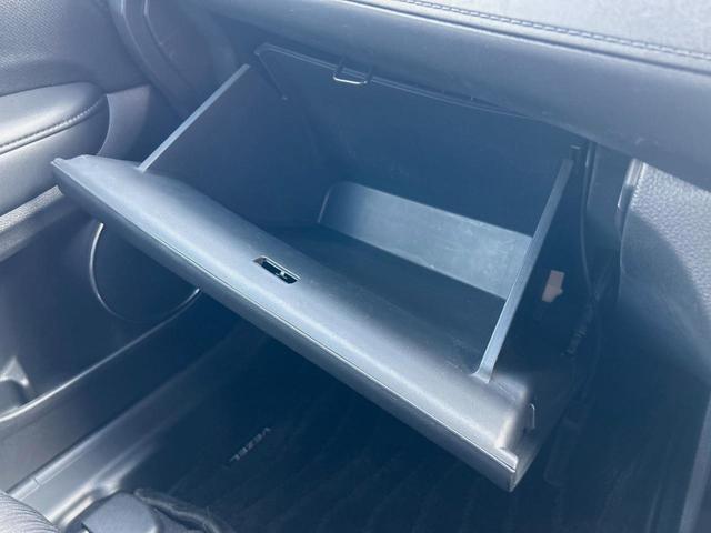 ヴェゼル ハイブリッドＺ・ホンダセンシング　ホンダセンシング／レーダークルーズ／純正ナビ／車線逸脱警報／バックカメラ／ＥＴＣ／ＬＥＤヘッド／前席シートヒーター／デュアルオートエアコン／パドルシフト／ハーフレザー／電子パーキング（48枚目）