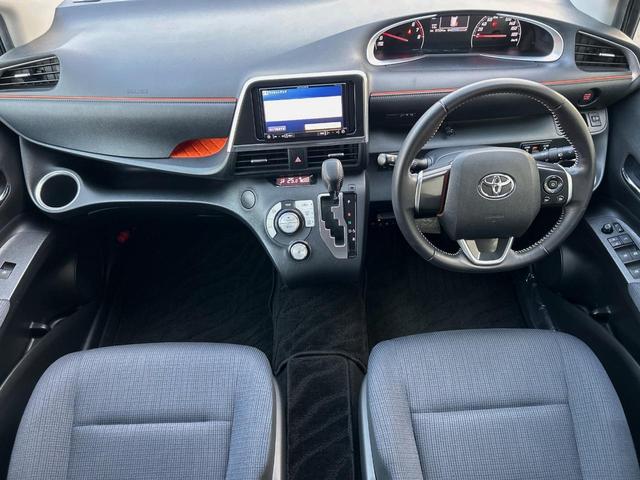 シエンタ G 7人乗 モデリスタエアロ carrozzeria製ナビゲーション 後席モニター 禁煙車 両側電動スライドドア バックカメラ ETC Bluetooth再生 DVD再生 地デジTV アイドリングストップ(2枚目)