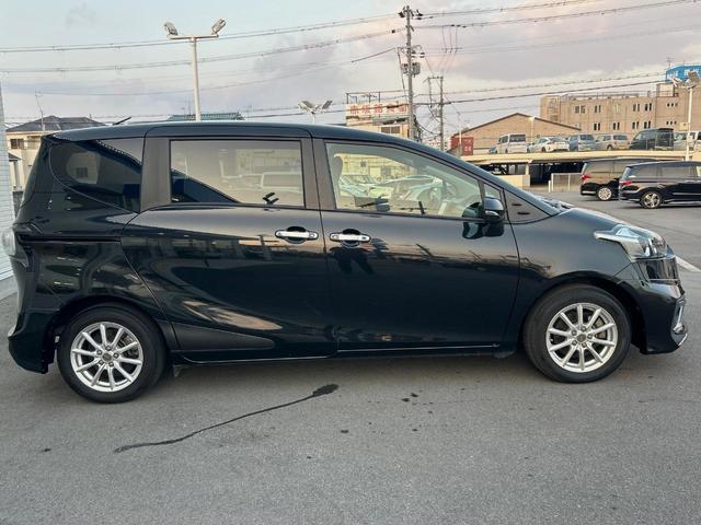 シエンタ G 7人乗 モデリスタエアロ carrozzeria製ナビゲーション 後席モニター 禁煙車 両側電動スライドドア バックカメラ ETC Bluetooth再生 DVD再生 地デジTV アイドリングストップ(18枚目)