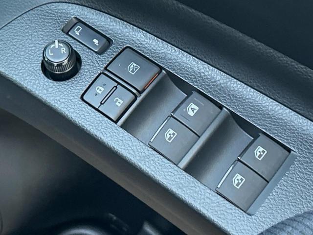 シエンタ G 7人乗 モデリスタエアロ carrozzeria製ナビゲーション 後席モニター 禁煙車 両側電動スライドドア バックカメラ ETC Bluetooth再生 DVD再生 地デジTV アイドリングストップ(31枚目)