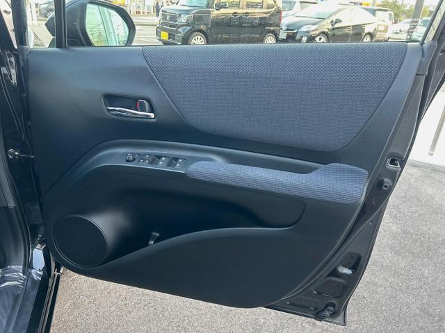 シエンタ G 7人乗 モデリスタエアロ carrozzeria製ナビゲーション 後席モニター 禁煙車 両側電動スライドドア バックカメラ ETC Bluetooth再生 DVD再生 地デジTV アイドリングストップ(45枚目)