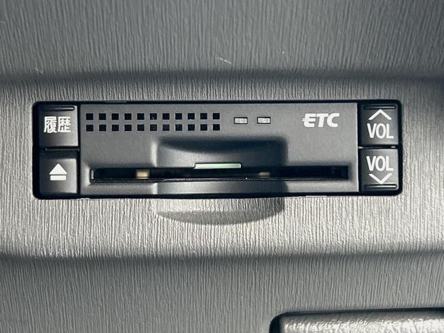 プリウス Sツーリングセレクション 純正ナビ バックカメラ ETC LEDヘッドライト Bluetooth再生 DVD再生 地デジTV 17インチアルミ オートライト オートエアコン スマートキー プッシュスタート フォグライト(5枚目)