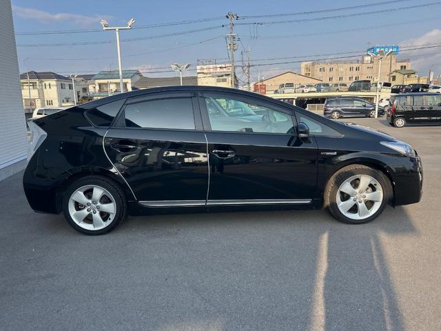 プリウス Sツーリングセレクション 純正ナビ バックカメラ ETC LEDヘッドライト Bluetooth再生 DVD再生 地デジTV 17インチアルミ オートライト オートエアコン スマートキー プッシュスタート フォグライト(17枚目)