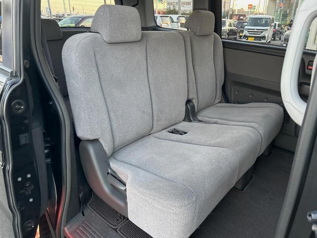 ステップワゴン G Lパッケージ GathersHDDナビ バックカメラ 両側電動スライドドア ETC オートエアコン 3列シート(11枚目)