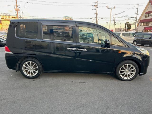 ステップワゴン G Lパッケージ GathersHDDナビ バックカメラ 両側電動スライドドア ETC オートエアコン 3列シート(29枚目)