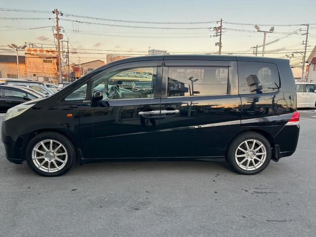 ステップワゴン G Lパッケージ GathersHDDナビ バックカメラ 両側電動スライドドア ETC オートエアコン 3列シート(30枚目)