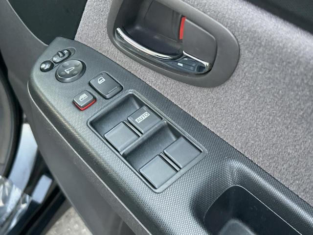 ステップワゴン G Lパッケージ GathersHDDナビ バックカメラ 両側電動スライドドア ETC オートエアコン 3列シート(35枚目)