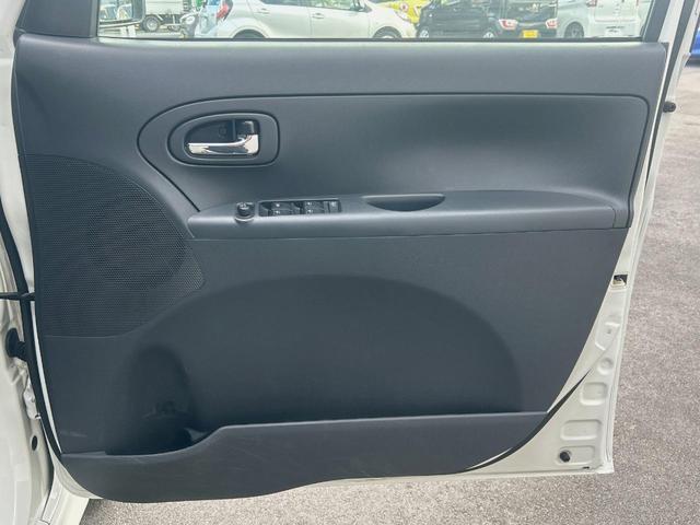 タント カスタムＲＳ　ターボ　Ｃａｒｒｏｚｚｅｒｉａ製ナビ　ワンセグ　片側電動スライドドア　オートエアコン　ＥＴＣ（33枚目）