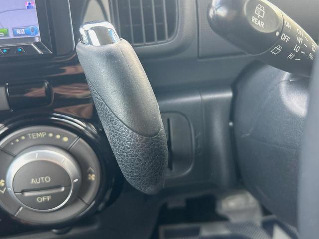 タント カスタムＲＳ　ターボ　Ｃａｒｒｏｚｚｅｒｉａ製ナビ　ワンセグ　片側電動スライドドア　オートエアコン　ＥＴＣ（43枚目）