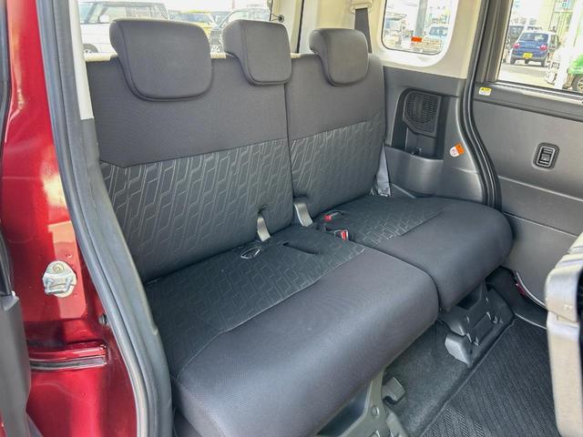 トール カスタムＧ　リミテッドＩＩ　ＳＡＩＩＩ　純正ナビ　全周囲カメラ　禁煙車　ＥＴＣ　両側電動スライドドア　衝突軽減ブレーキ　車線逸脱警報　オートハイビーム　コーナーセンサー　Ｂｌｕｅｔｏｏｔｈ再生　ＤＶＤ再生　地デジＴＶ　シートヒーター（9枚目）