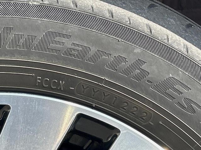 トール カスタムＧ　リミテッドＩＩ　ＳＡＩＩＩ　純正ナビ　全周囲カメラ　禁煙車　ＥＴＣ　両側電動スライドドア　衝突軽減ブレーキ　車線逸脱警報　オートハイビーム　コーナーセンサー　Ｂｌｕｅｔｏｏｔｈ再生　ＤＶＤ再生　地デジＴＶ　シートヒーター（34枚目）