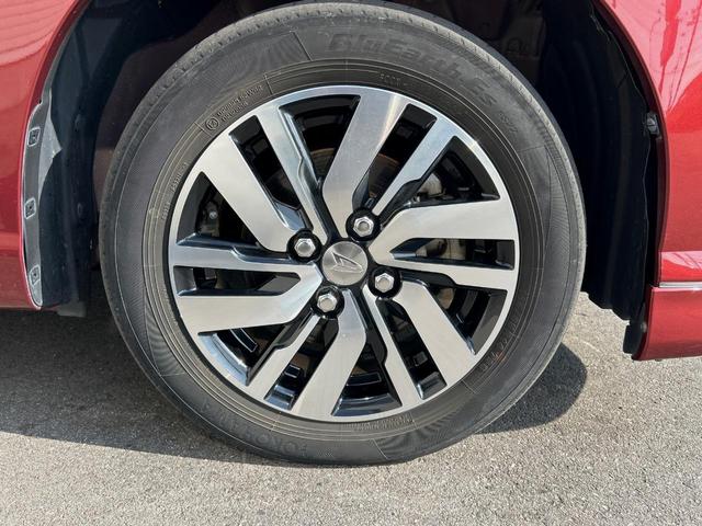 トール カスタムＧ　リミテッドＩＩ　ＳＡＩＩＩ　純正ナビ　全周囲カメラ　禁煙車　ＥＴＣ　両側電動スライドドア　衝突軽減ブレーキ　車線逸脱警報　オートハイビーム　コーナーセンサー　Ｂｌｕｅｔｏｏｔｈ再生　ＤＶＤ再生　地デジＴＶ　シートヒーター（38枚目）