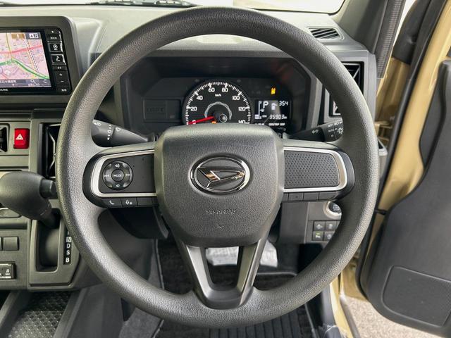 タフト X ガラスルーフ ALPINE製ナビゲーション 禁煙車 ETC 衝突軽減ブレーキ 車線逸脱警報 オートハイビーム 先行車発進お知らせ機能 コーナーセンサー DVD再生 Bluetooth再生 オートライト(11枚目)