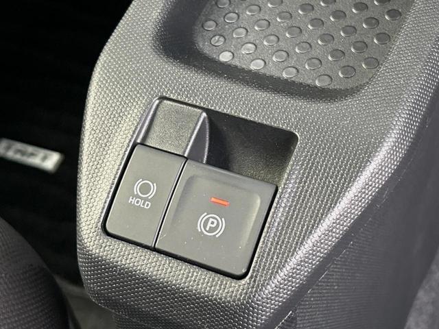 タフト X ガラスルーフ ALPINE製ナビゲーション 禁煙車 ETC 衝突軽減ブレーキ 車線逸脱警報 オートハイビーム 先行車発進お知らせ機能 コーナーセンサー DVD再生 Bluetooth再生 オートライト(26枚目)