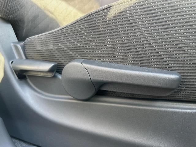 ワゴンR FXリミテッド 禁煙車 CD再生 アイドリングストップ フォグライト 14インチアルミ ヘッドライトレベライザー 革巻きステアリング オートエアコン スマートキー プッシュスタート シートリフター 電動格納ミラー(24枚目)