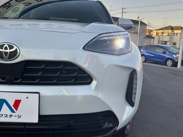 ヤリスクロス ハイブリッドＺ　全周囲カメラ　衝突被害軽減システム　レーダークルーズ　禁煙車　ハーフレザーシート　パワーシート　ドラレコ　コーナーセンサー　スマートキー　ＬＥＤヘッド　ＥＴＣ２．０　純正１８インチアルミ（13枚目）