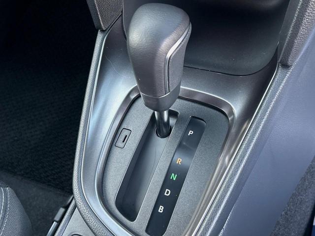 ヤリスクロス ハイブリッドＺ　全周囲カメラ　衝突被害軽減システム　レーダークルーズ　禁煙車　ハーフレザーシート　パワーシート　ドラレコ　コーナーセンサー　スマートキー　ＬＥＤヘッド　ＥＴＣ２．０　純正１８インチアルミ（30枚目）