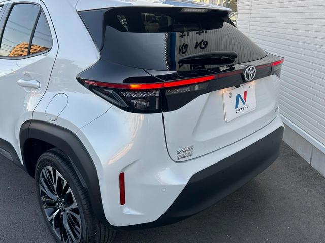 ヤリスクロス ハイブリッドＺ　全周囲カメラ　衝突被害軽減システム　レーダークルーズ　禁煙車　ハーフレザーシート　パワーシート　ドラレコ　コーナーセンサー　スマートキー　ＬＥＤヘッド　ＥＴＣ２．０　純正１８インチアルミ（47枚目）