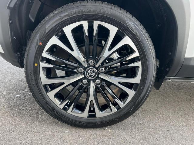 ヤリスクロス ハイブリッドＺ　全周囲カメラ　衝突被害軽減システム　レーダークルーズ　禁煙車　ハーフレザーシート　パワーシート　ドラレコ　コーナーセンサー　スマートキー　ＬＥＤヘッド　ＥＴＣ２．０　純正１８インチアルミ（50枚目）